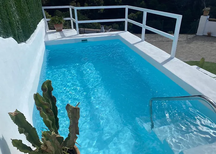 Villa Jardin piscina climatizada Frigiliana